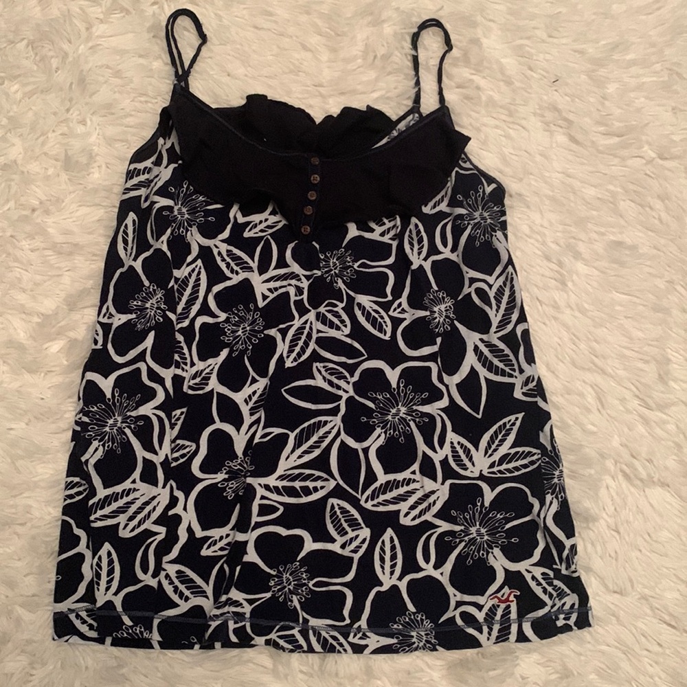 Hollister flower tank top size M